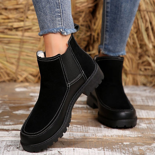 AUSSICHT | Kurze Stiefeletten mit flachem Absatz